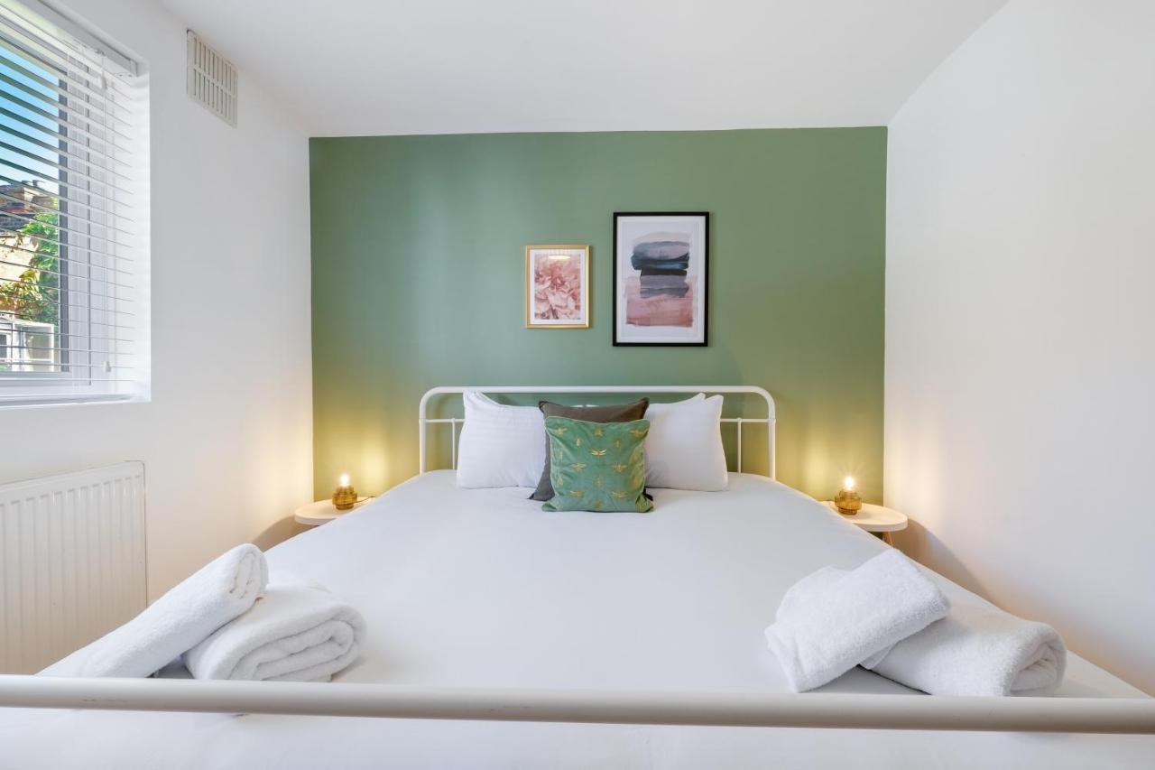 Luxury 3 Bedroom 2 Bathroom House, Fulham By 360Stays Londra Esterno foto