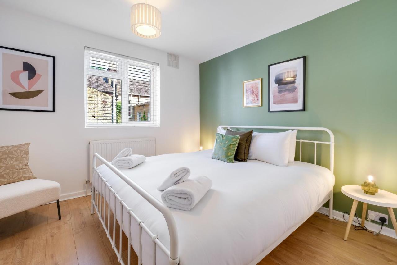Luxury 3 Bedroom 2 Bathroom House, Fulham By 360Stays Londra Esterno foto