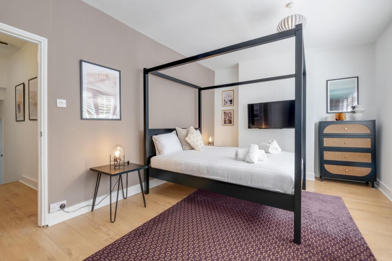 Luxury 3 Bedroom 2 Bathroom House, Fulham By 360Stays Londra Esterno foto